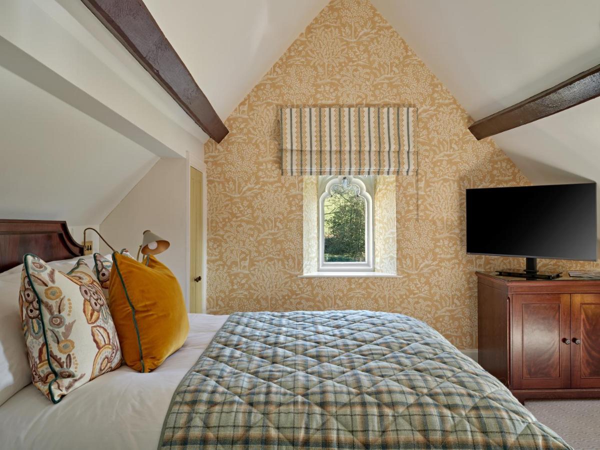 Double Room,1588462387:JPEG